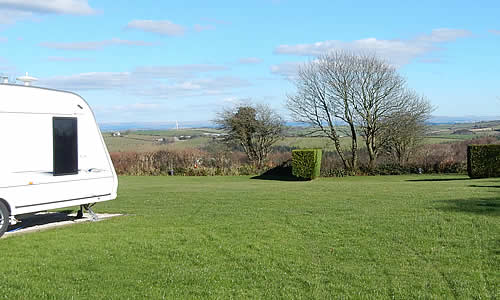 Looe Country Park, quiet family run caravan and camp site with statics, camping pods, touring pitches and immaculate facilities